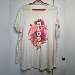 🌷Old Navy Women's 2X Plus Off-White Pink Floral Bloom Graphic Crewneck Top